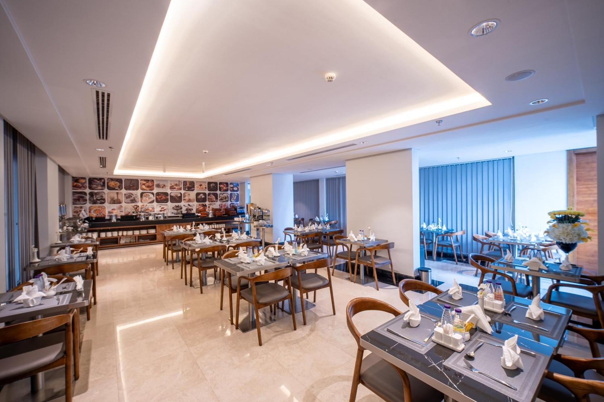Charli Hotel Jeddah By Ahs Екстериор снимка